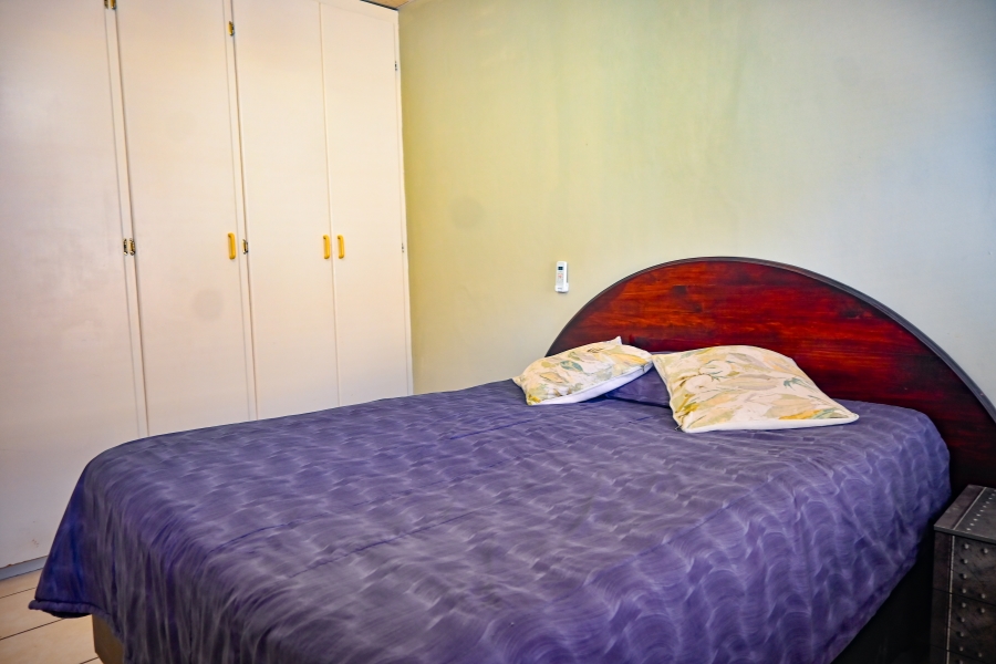 1 Bedroom Property for Sale in Strand South Western Cape